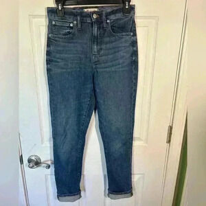 Madewell The High Rise Slim Boy Jeans. Size 25. Medium wash. Denim.